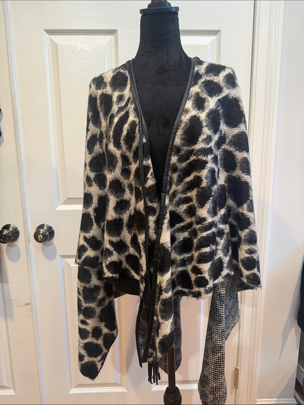 BCBGMaxAzria Black and Cream Animal-Print Poncho Cardigan